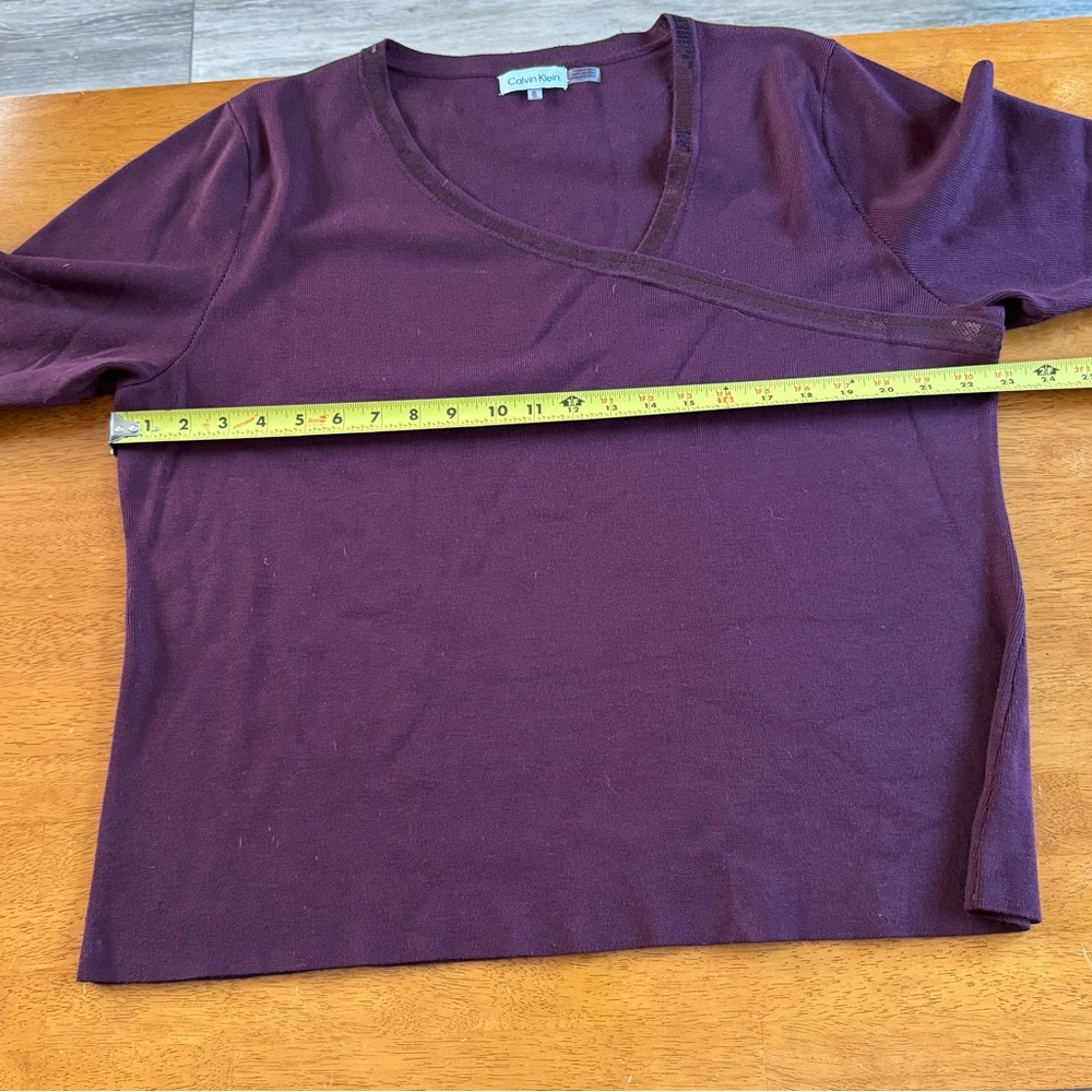 Calvin Klein Women Deep Burgundy Long Sleeve V Neck Top with Sequin Detail Sz XL - Picture 6 of 9